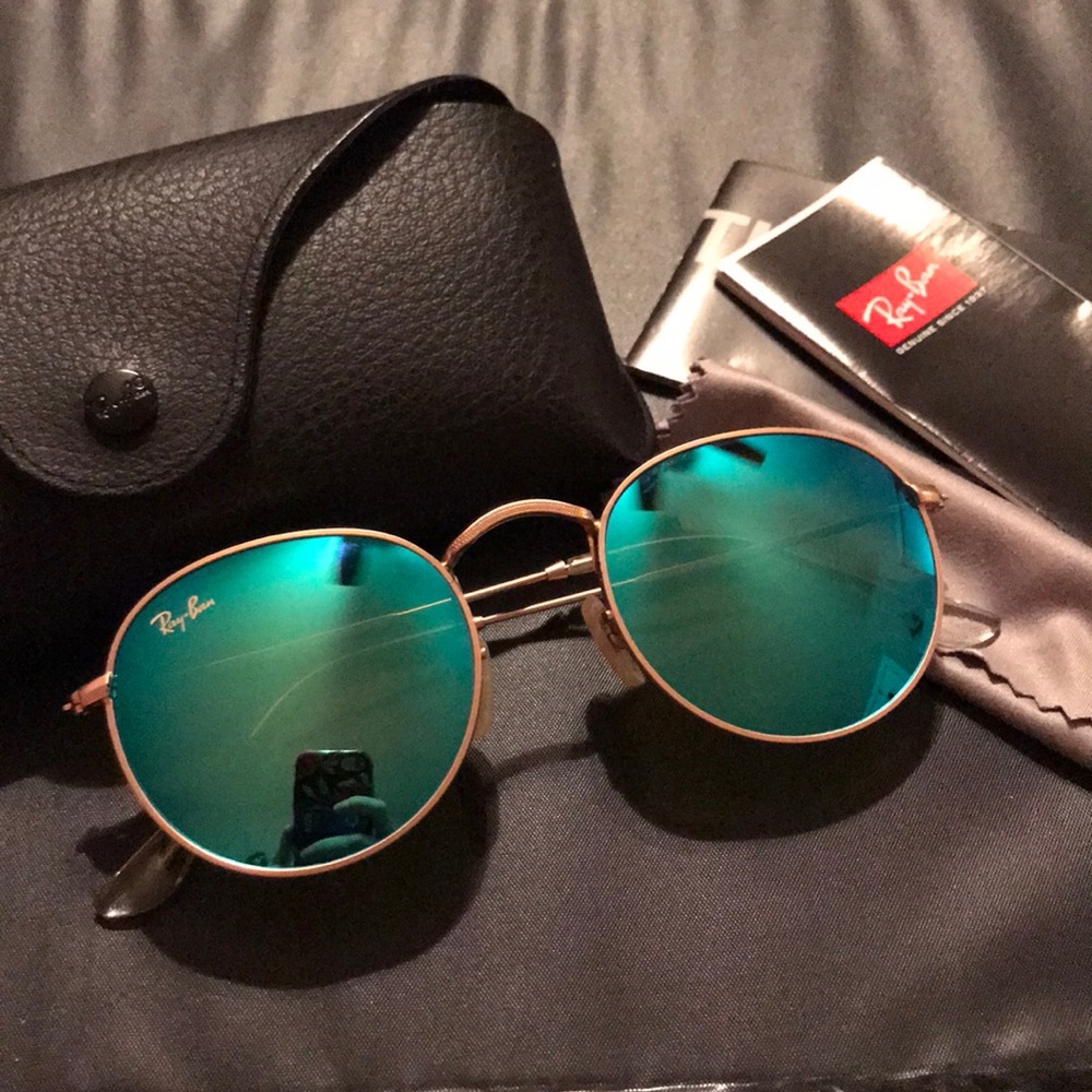 RAY BAN ROUND SUNGLASSES